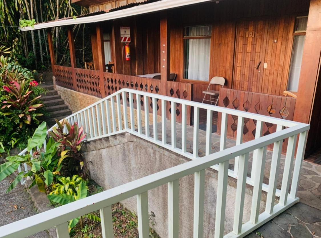 Hotel Quetzal Inn Monteverde Exterior foto